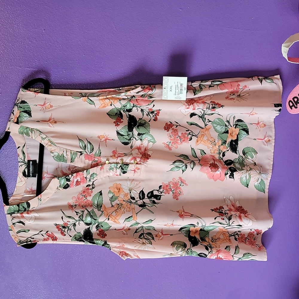 Sleeveless blouse